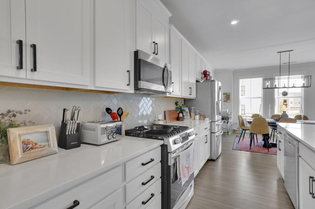 2798 Maddison Towns Avenue