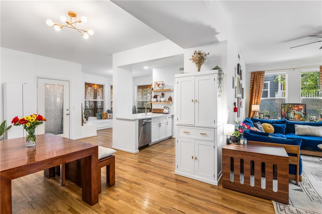 951 Glenwood Avenue SE Unit 1404