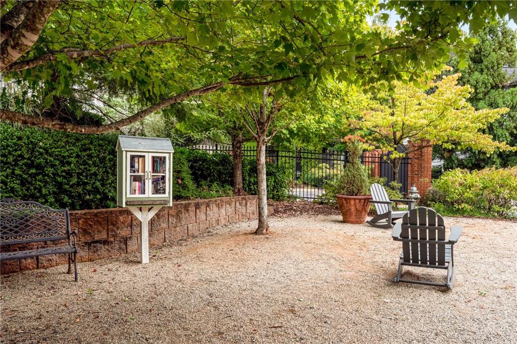 951 Glenwood Avenue SE Unit 1404