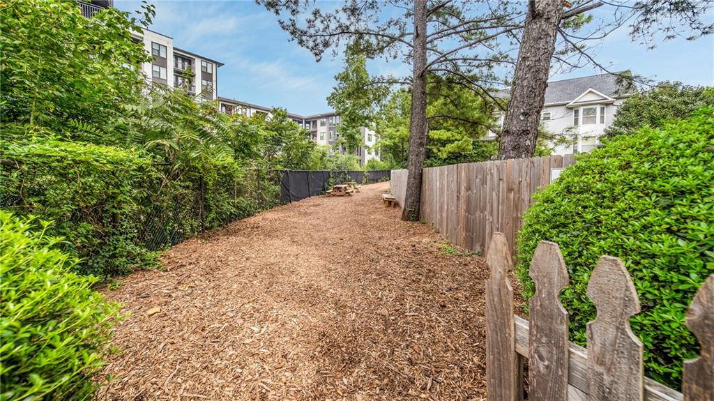 951 Glenwood Avenue SE Unit 1404