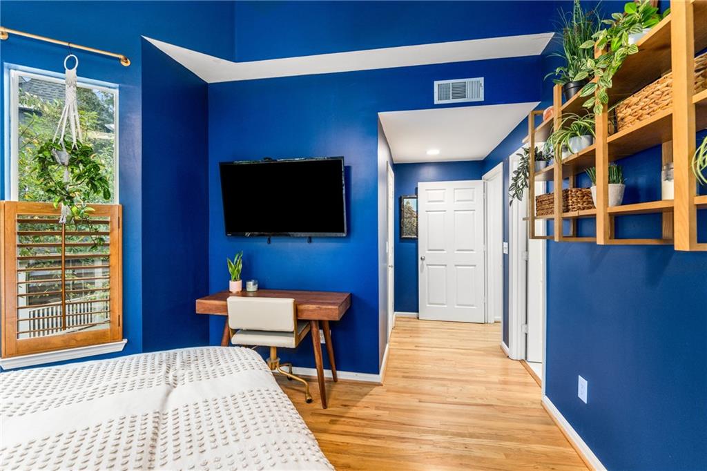 951 Glenwood Avenue SE Unit 1404