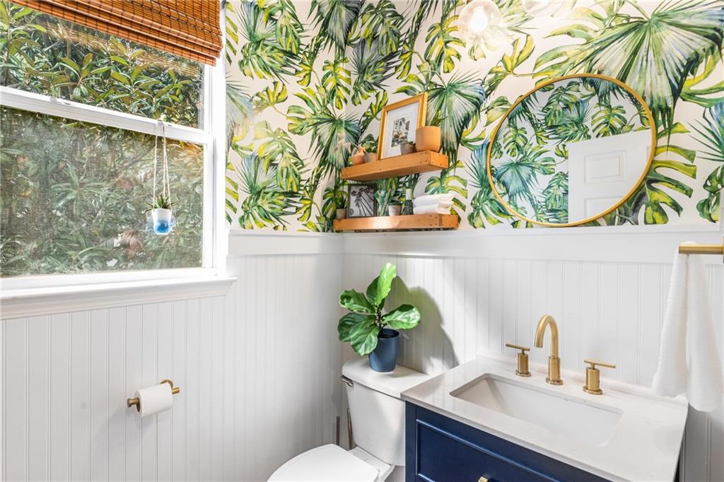951 Glenwood Avenue SE Unit 1404