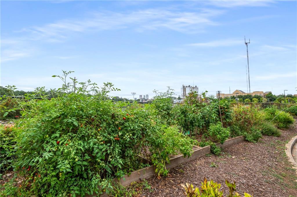 951 Glenwood Avenue SE Unit 1404