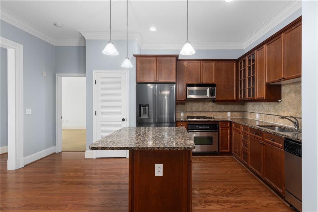 11 Perimeter Center E Unit 1404