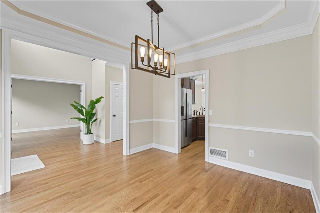 1042 AVERY CREEK Drive