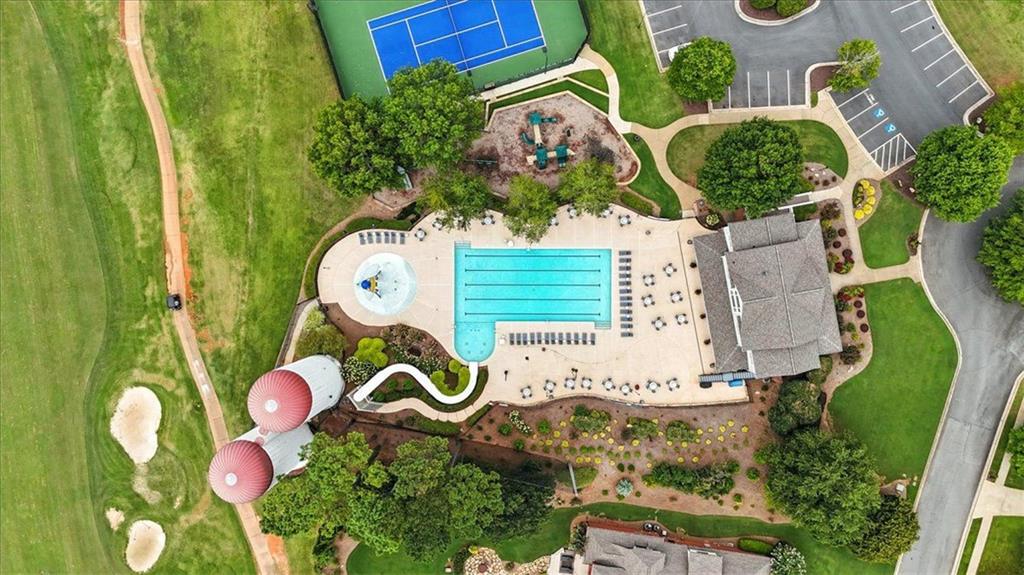 1042 AVERY CREEK Drive