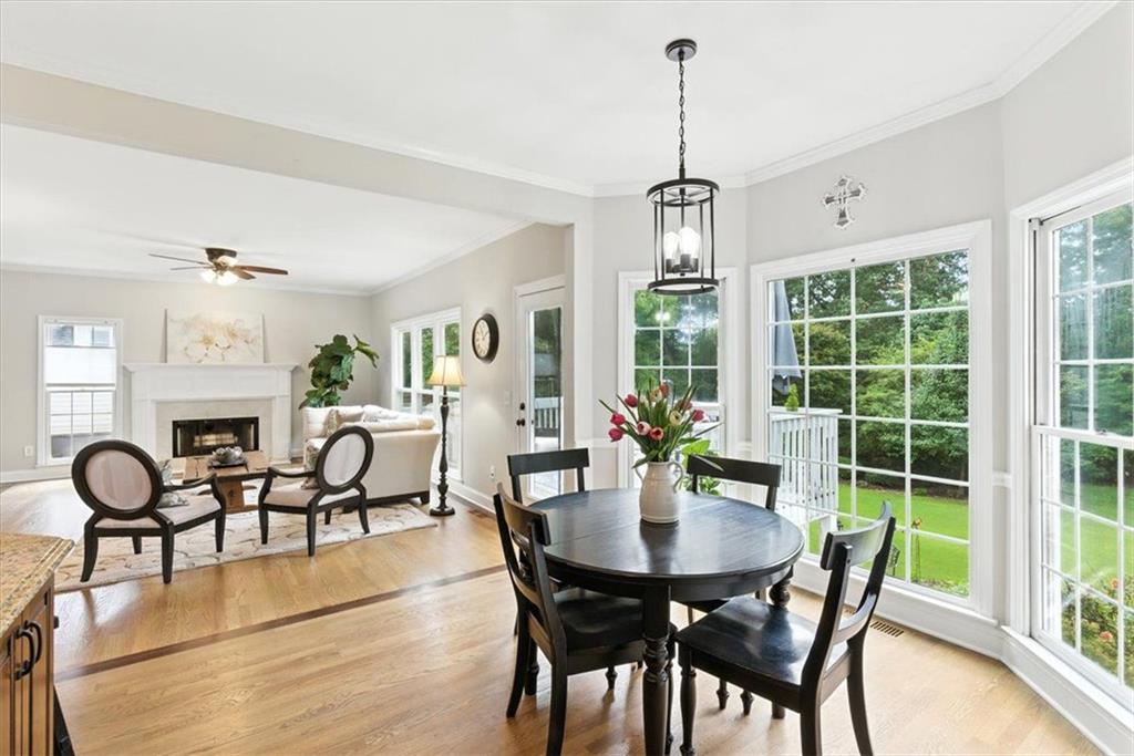 1042 AVERY CREEK Drive