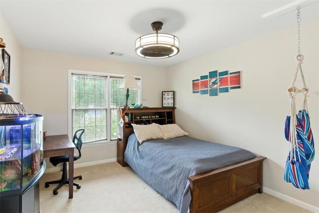 1042 AVERY CREEK Drive