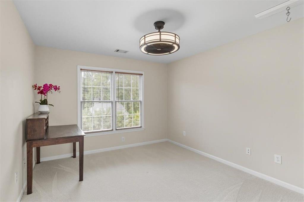 1042 AVERY CREEK Drive