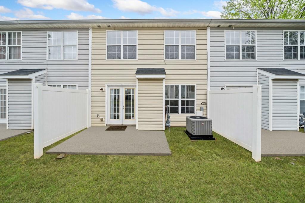 6703 Gallant Court SE