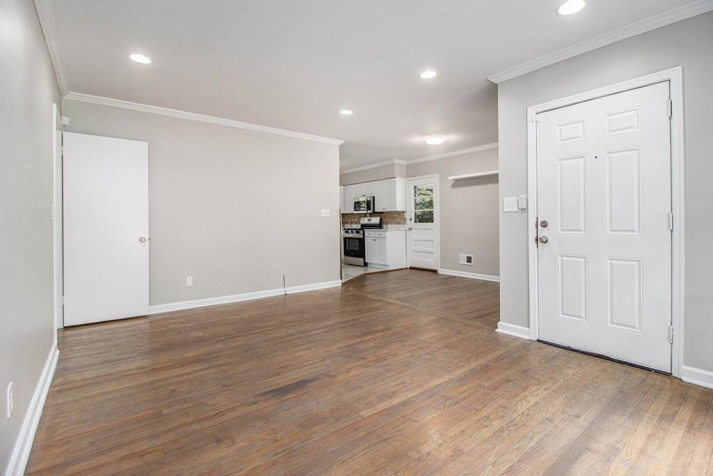 2550 Graywall Street