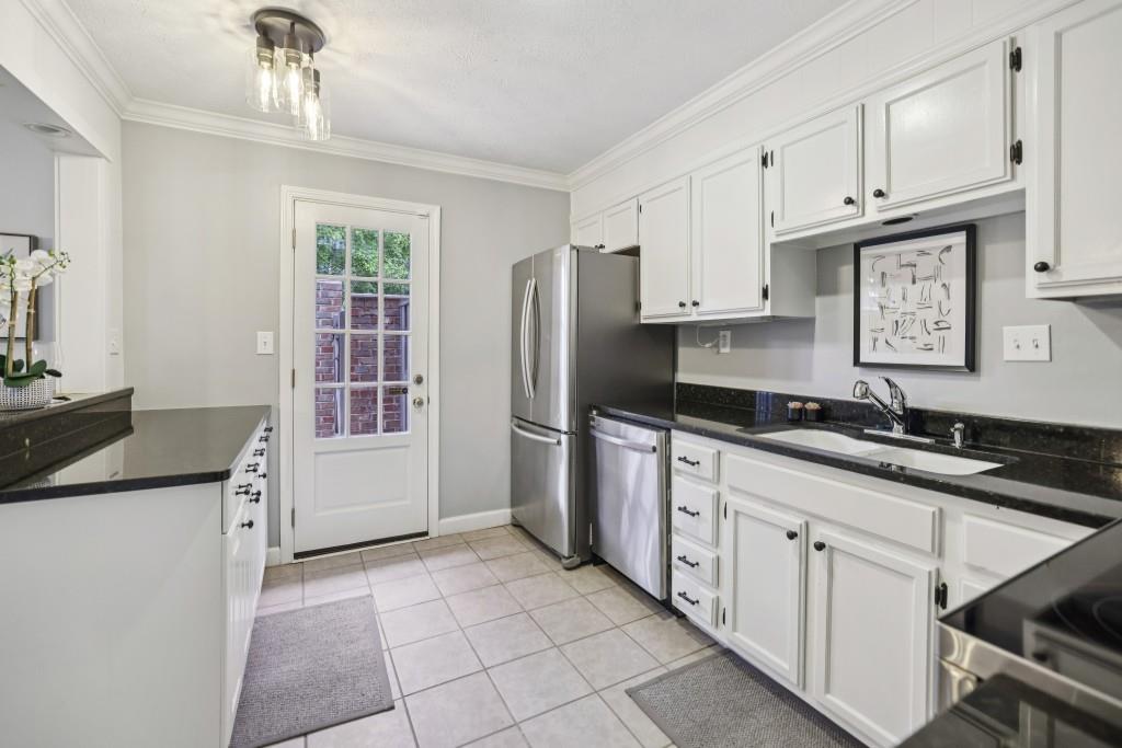 4 Paper Mill Place NW Unit 6