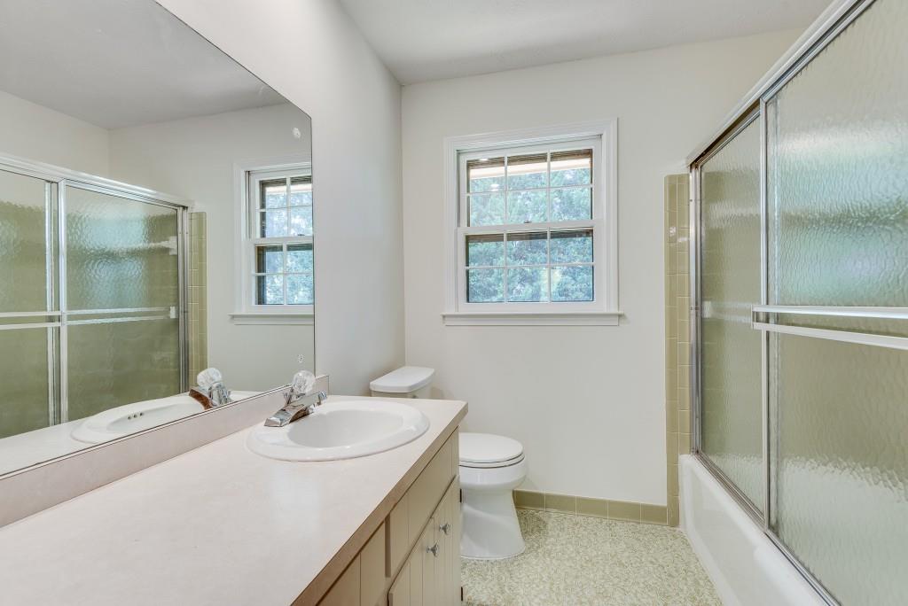 1534 Country Squire Court