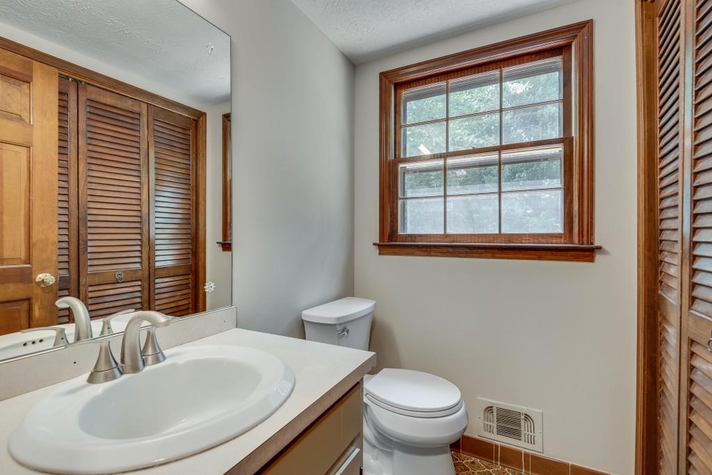 1534 Country Squire Court