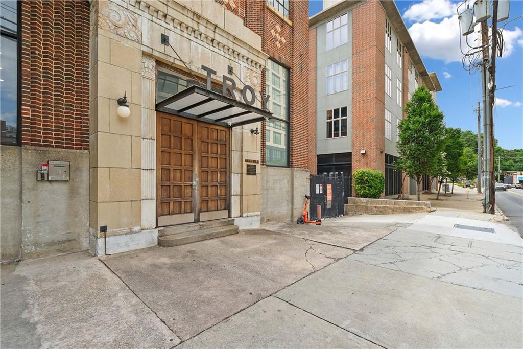 650 Glen Iris Drive NE Unit 26