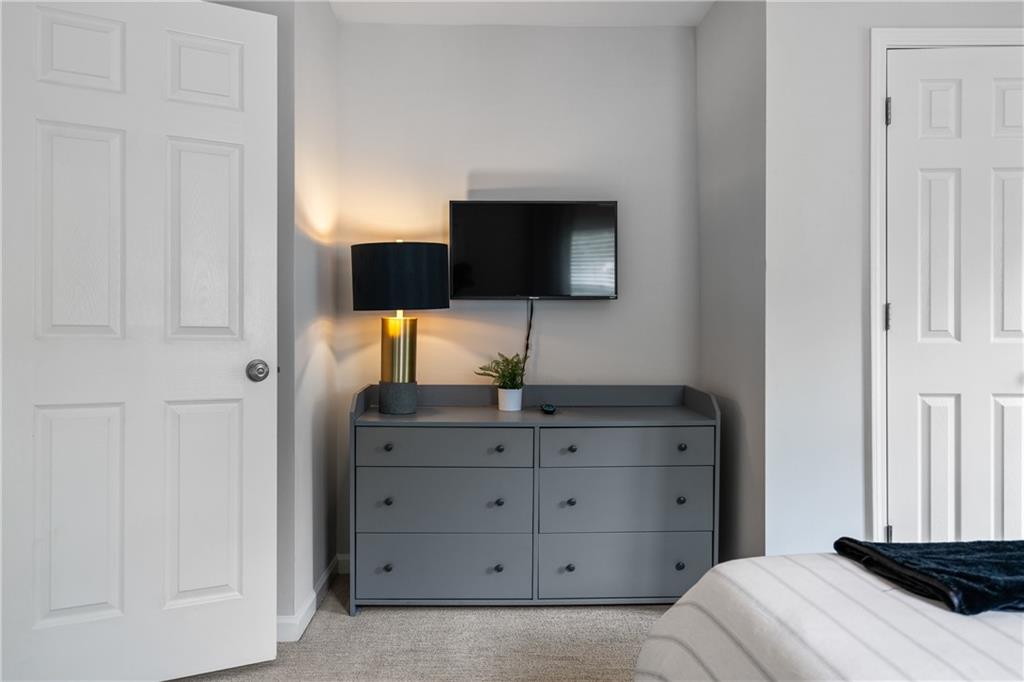 312 Glenwood Avenue SE