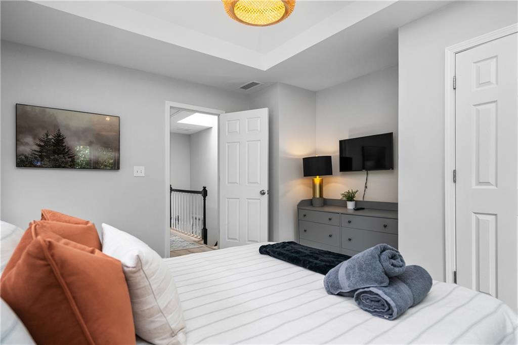 312 Glenwood Avenue SE