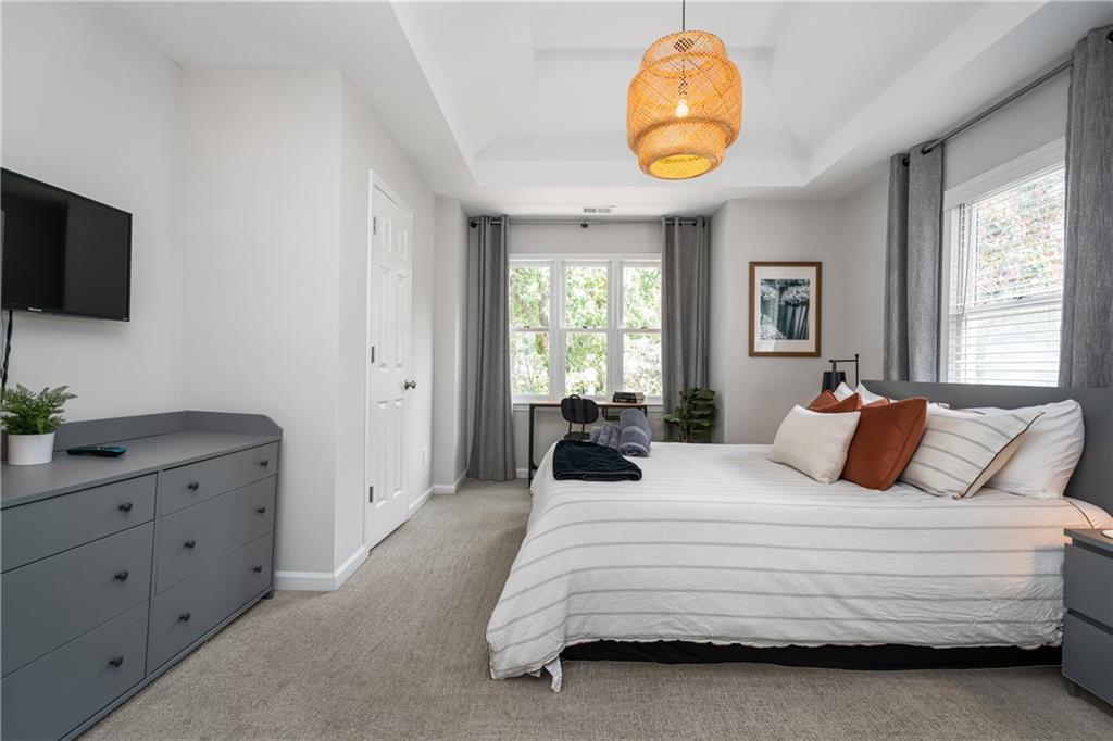 312 Glenwood Avenue SE