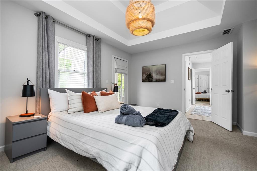 312 Glenwood Avenue SE