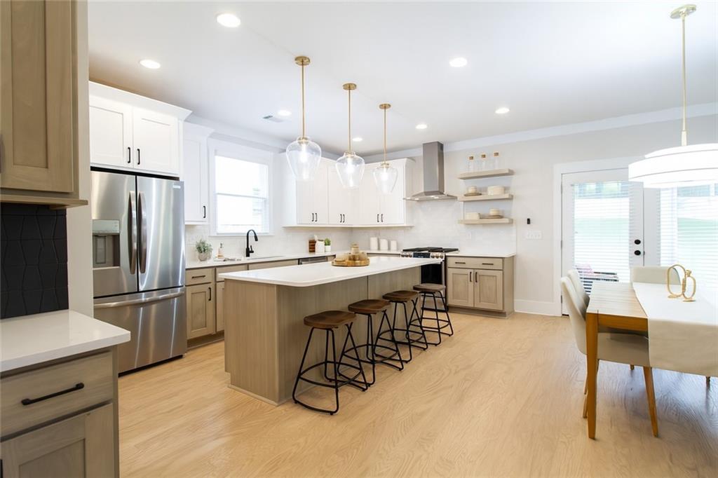 507 Casanova Street SE