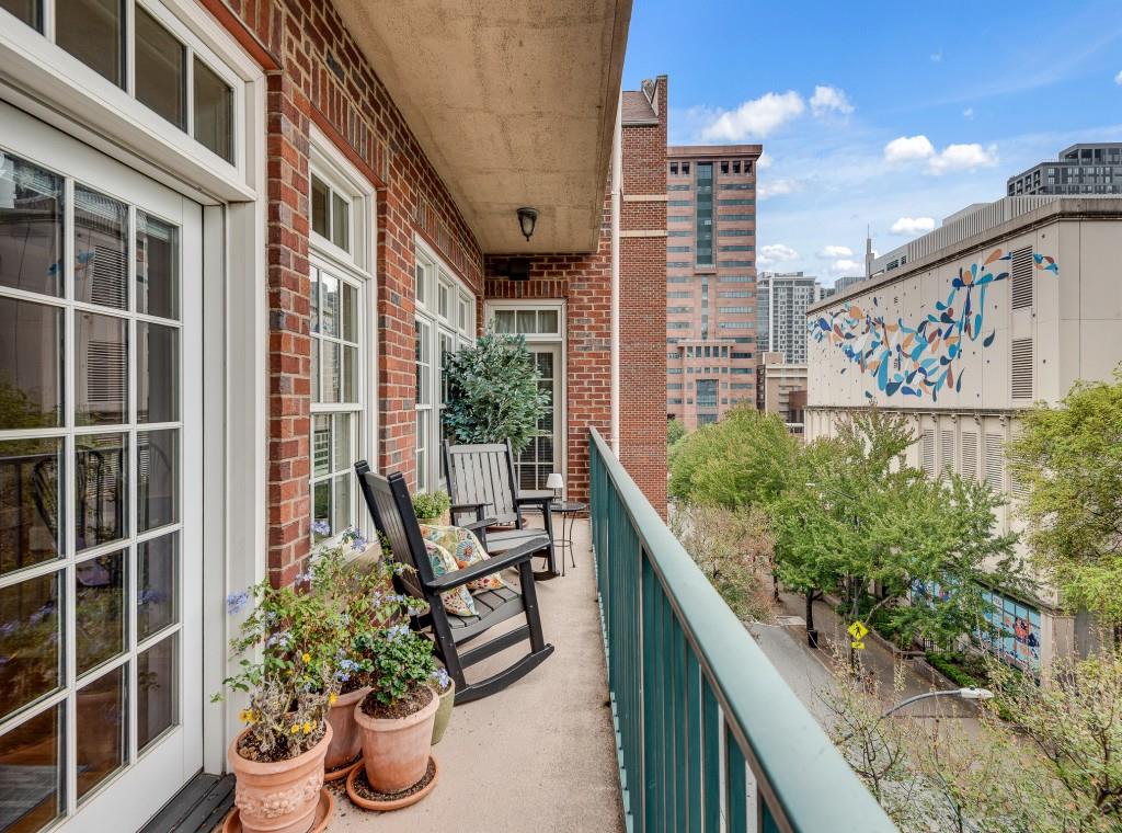 77 Peachtree Place NE Unit 409