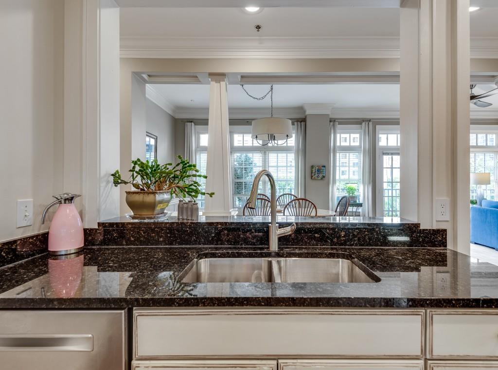 77 Peachtree Place NE Unit 409