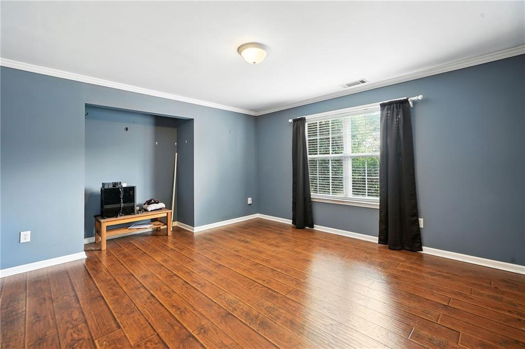 2740 Lake Park Ridge W