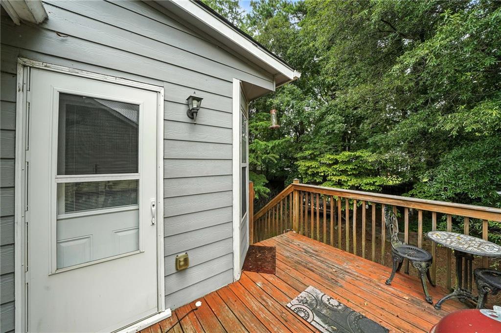 2740 Lake Park Ridge W