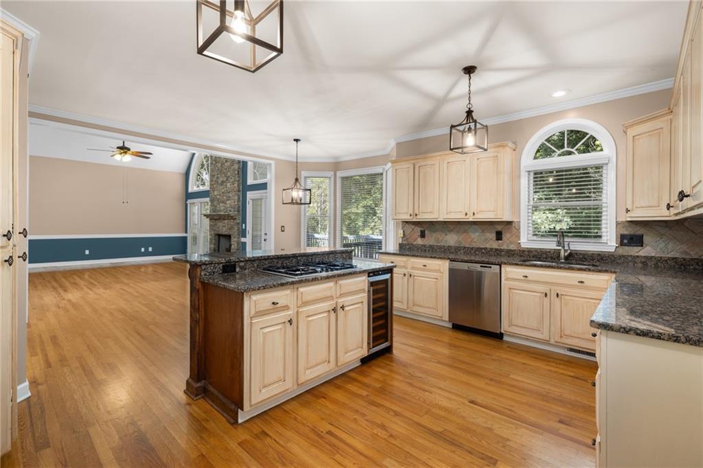 105 Kensington Pond Court