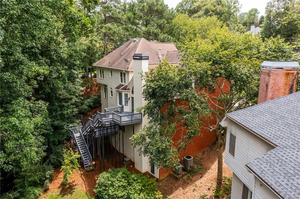 105 Kensington Pond Court