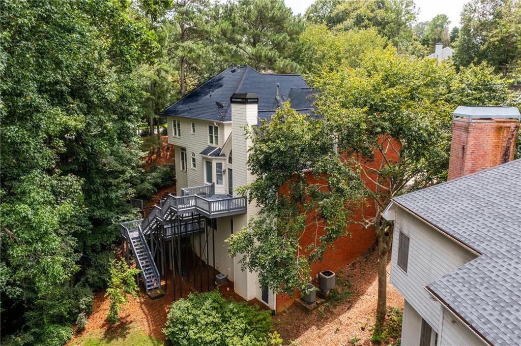 105 Kensington Pond Court