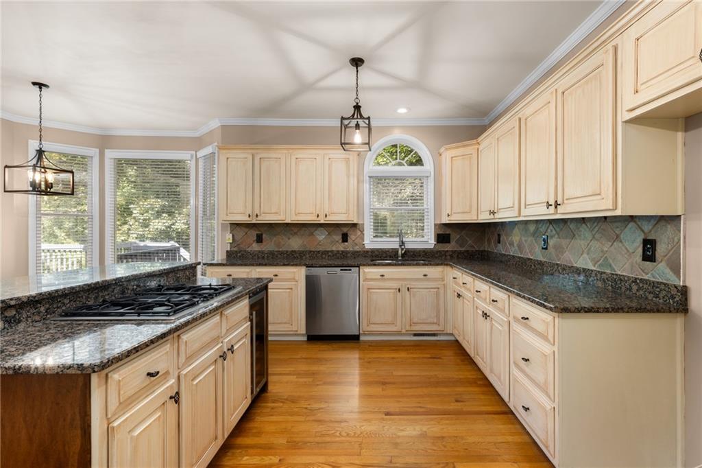 105 Kensington Pond Court