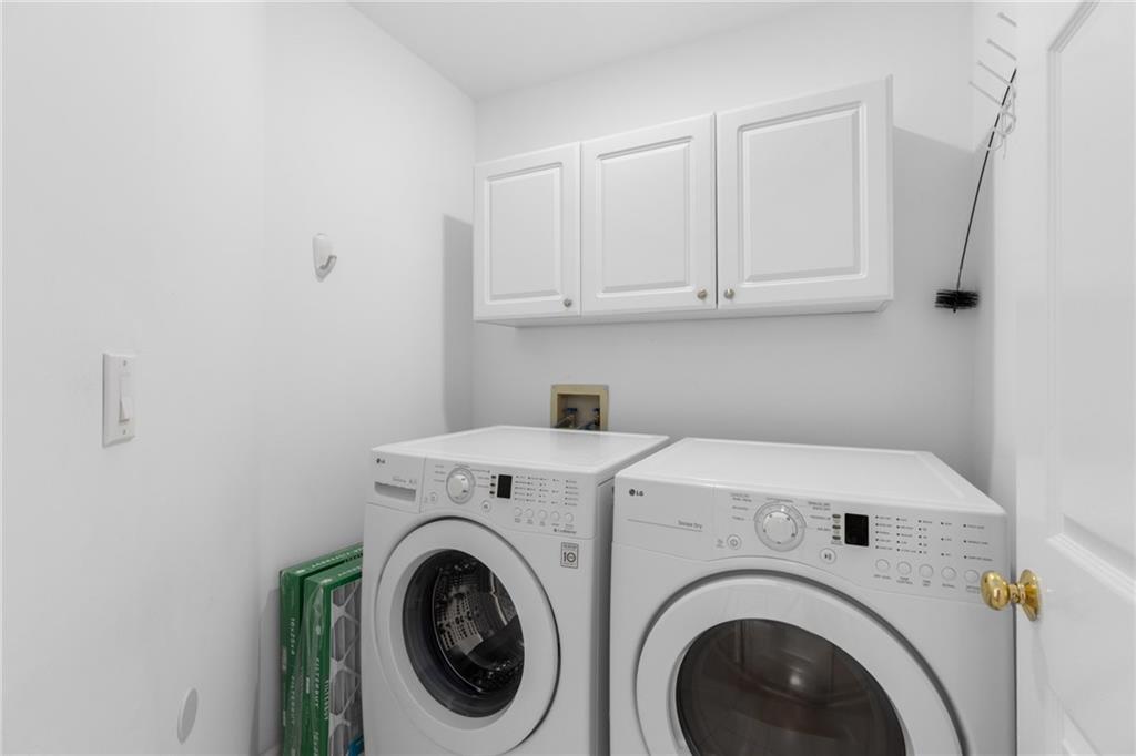 105 Kensington Pond Court