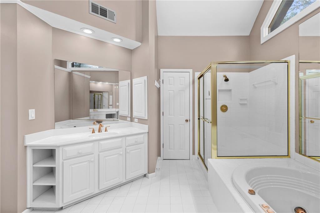 105 Kensington Pond Court