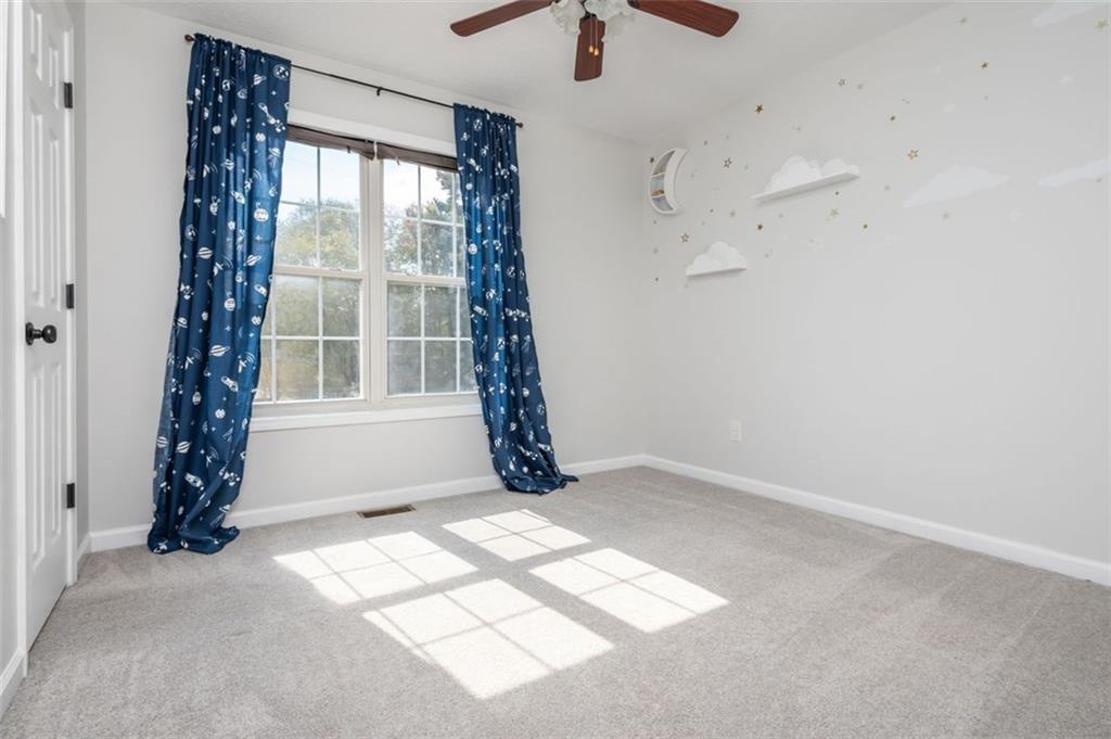 160 SUMMER LAKE Drive