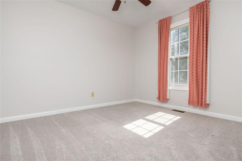 160 SUMMER LAKE Drive