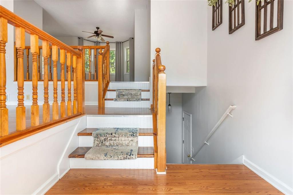 160 SUMMER LAKE Drive