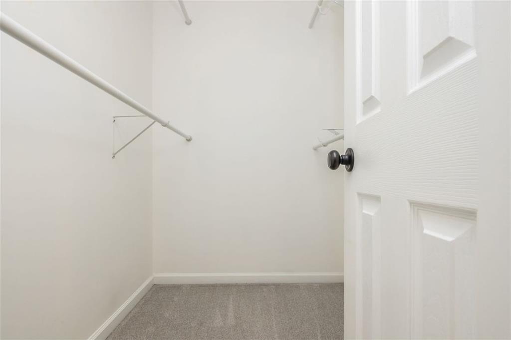 160 SUMMER LAKE Drive