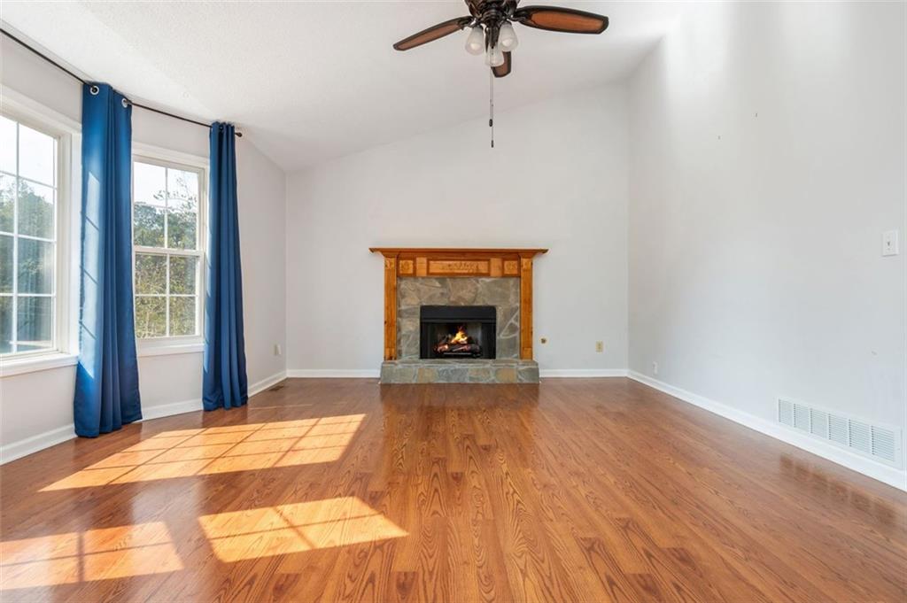 160 SUMMER LAKE Drive