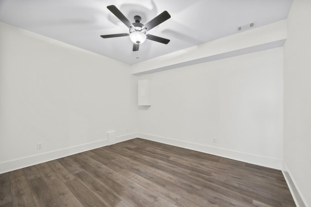 611 Foster Park Lane