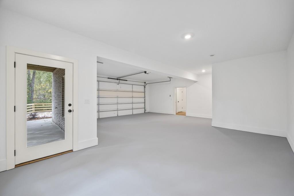 611 Foster Park Lane