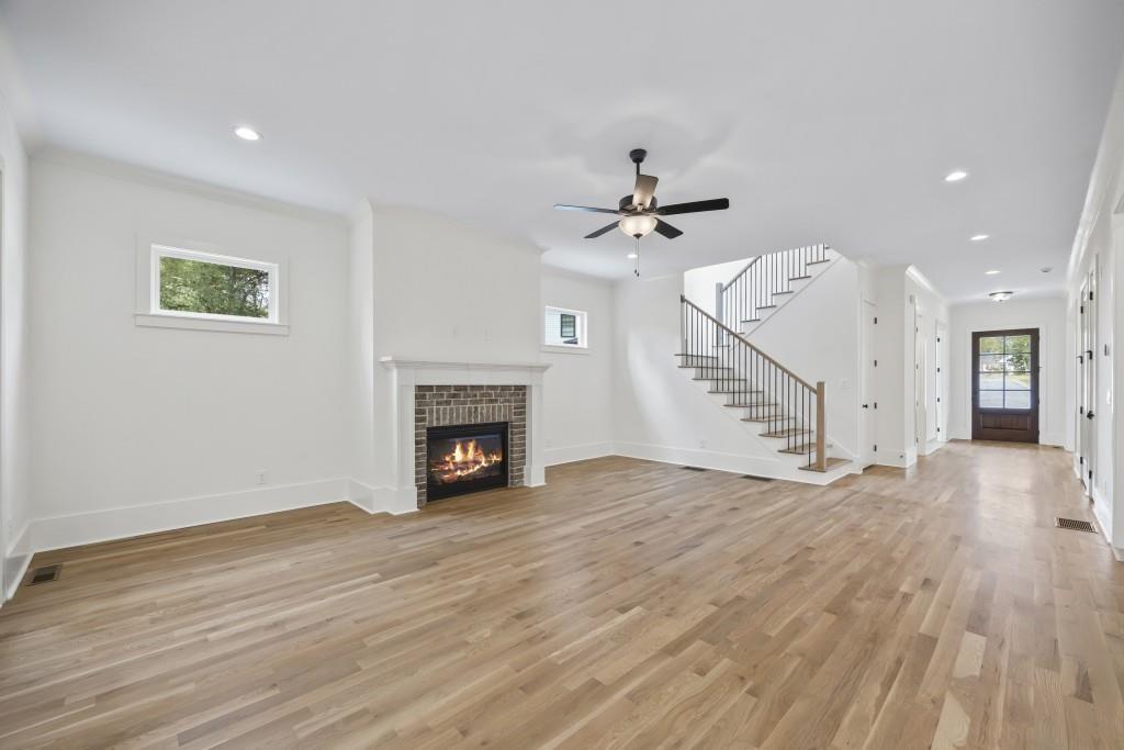 611 Foster Park Lane