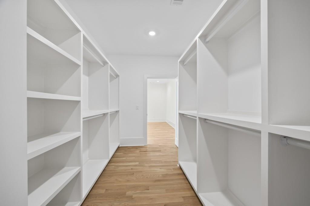 611 Foster Park Lane