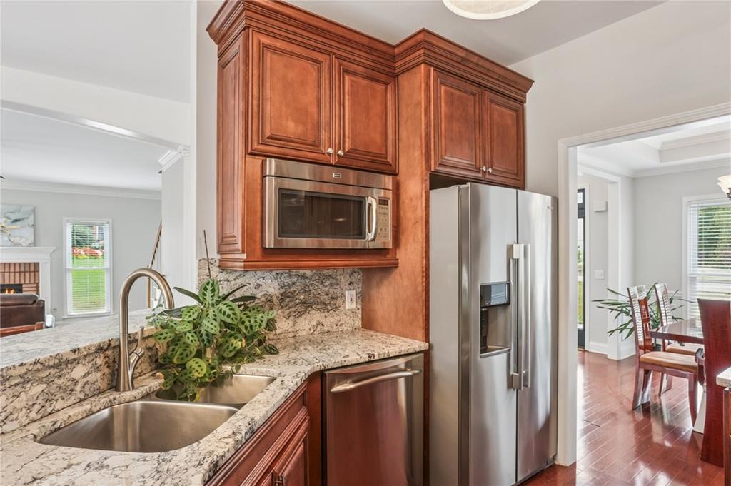 611 Alexander Farms Lane SW