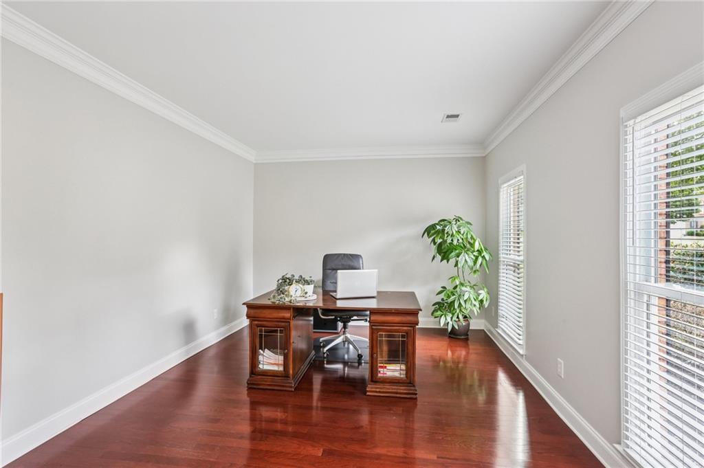 611 Alexander Farms Lane SW