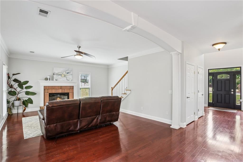 611 Alexander Farms Lane SW