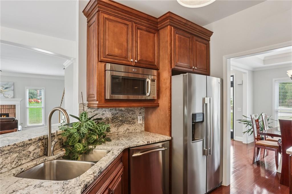 611 Alexander Farms Lane SW