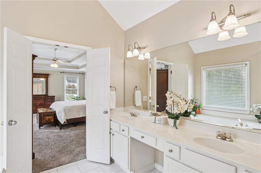 611 Alexander Farms Lane SW