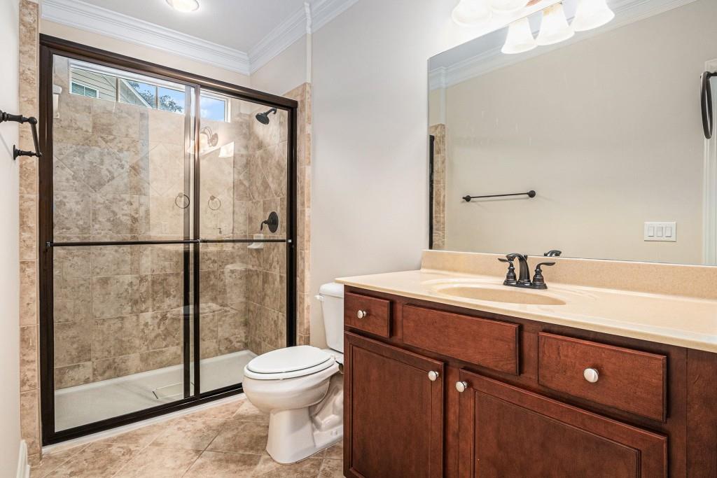 439 Bishopton Street