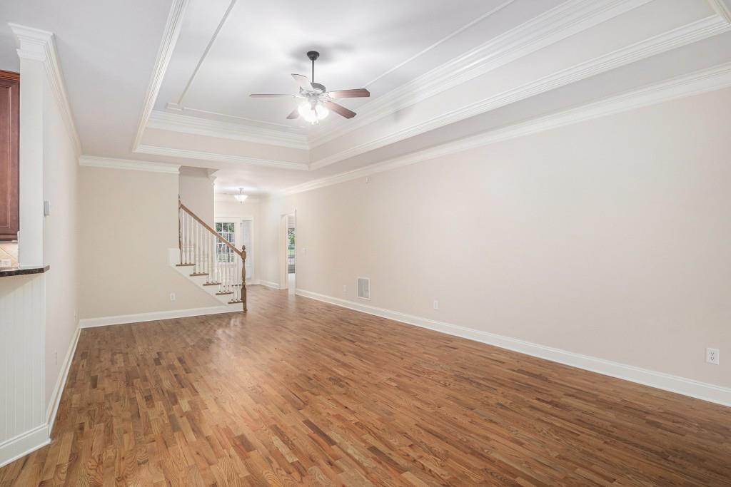 439 Bishopton Street